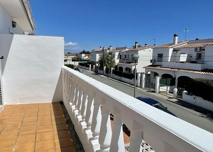 بيت للعطل La Vinya 16 L' Escala