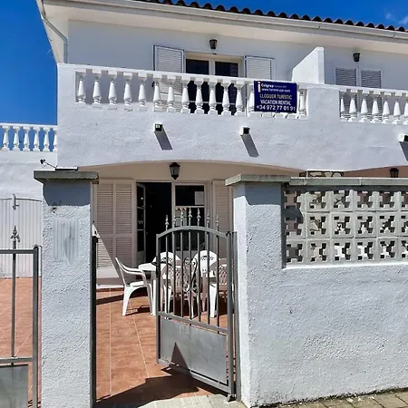 La Vinya 16 * L' Escala